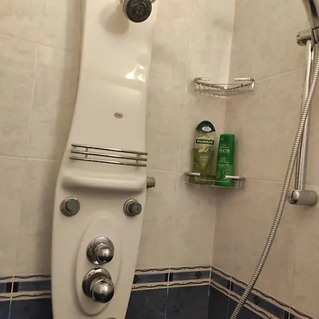 на море с собственным бассейном и подземным гаражом *