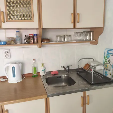 на море с собственным бассейном и подземным гаражом Apartment *