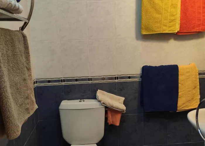 на море с собственным бассейном и подземным гаражом Daire